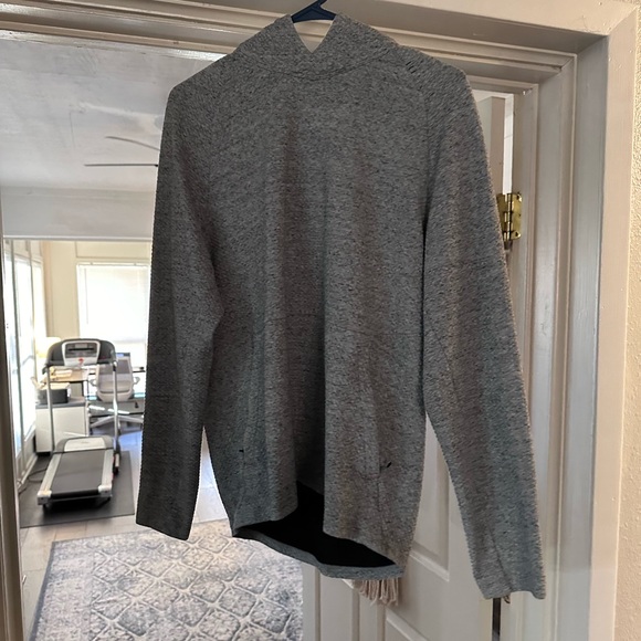 Lululemon Sweatshirt
Size L - Picture 1 of 2